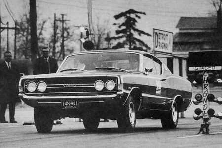 Detroit Dragway - 1968 From Ron Gross (newer photo)